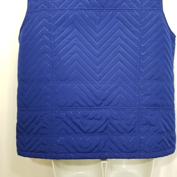 𝅺christopher and Banks vest - Picture 10 of 11